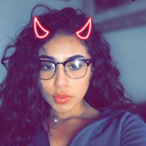 Meet your Posher, Denise